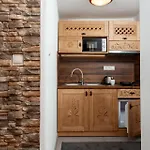 Bed & Breakfast Drevenica U Pavla 3*