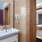 Drevenica U Pavla 3*