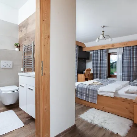 Drevenica U Pavla 住宿加早餐酒店 Ždiar