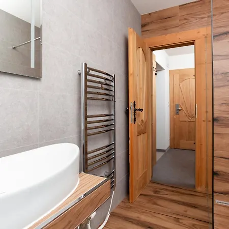 Drevenica U Pavla 住宿加早餐酒店 Ždiar