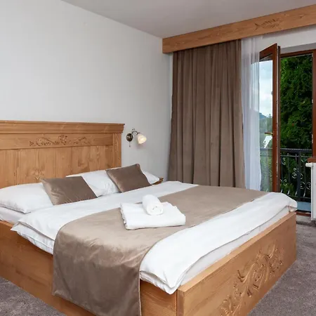 Drevenica U Pavla 3*