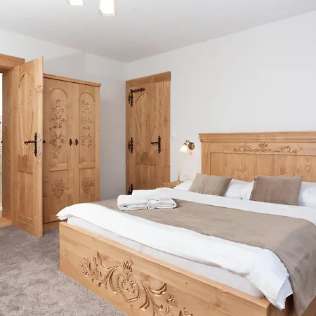 Drevenica U Pavla 住宿加早餐酒店 Ždiar