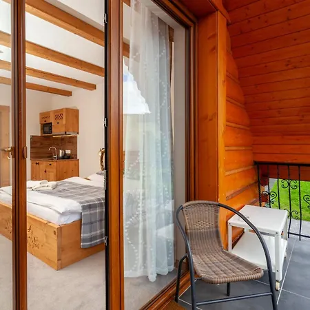 Drevenica U Pavla Bed & Breakfast *